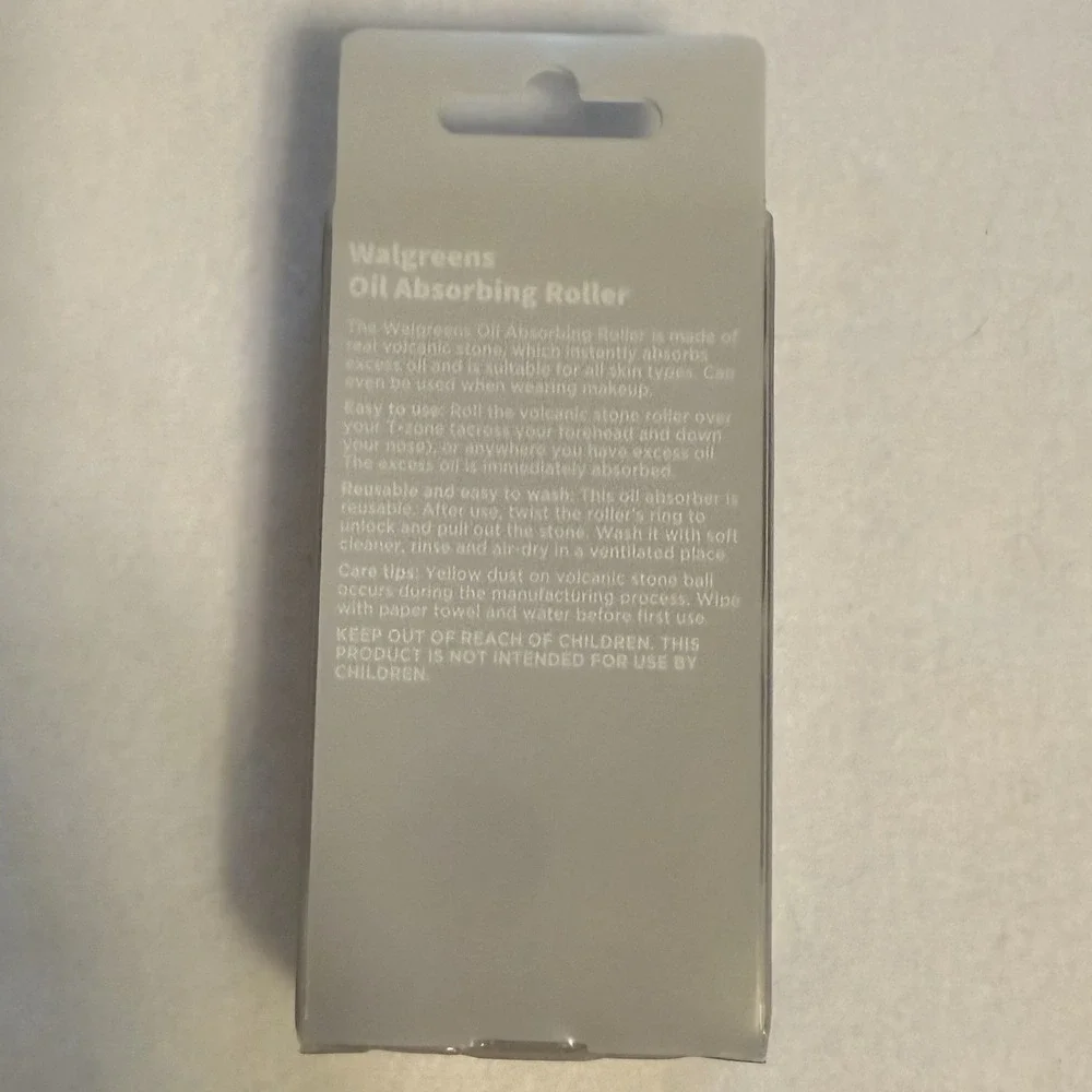 Reusable Oil Absorbing Roller- Compare To Revlon